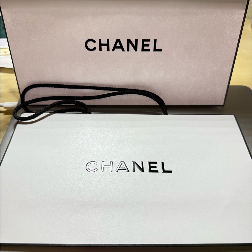 Chanel Classic White with Black Detailing Gift Bags